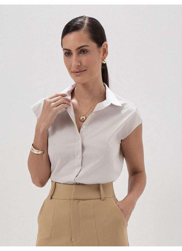 Camisa Manga Copinho Listrada Off e Mocha Mousse Gabriele - PRINCIPESSA