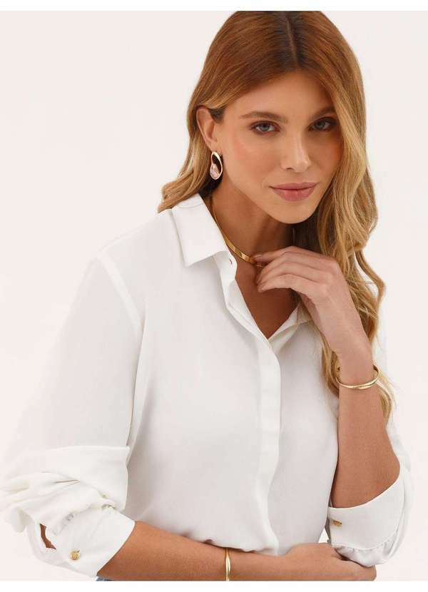 Camisa com Botao Dourado em Crepe Off White Helena - PRINCIPESSA