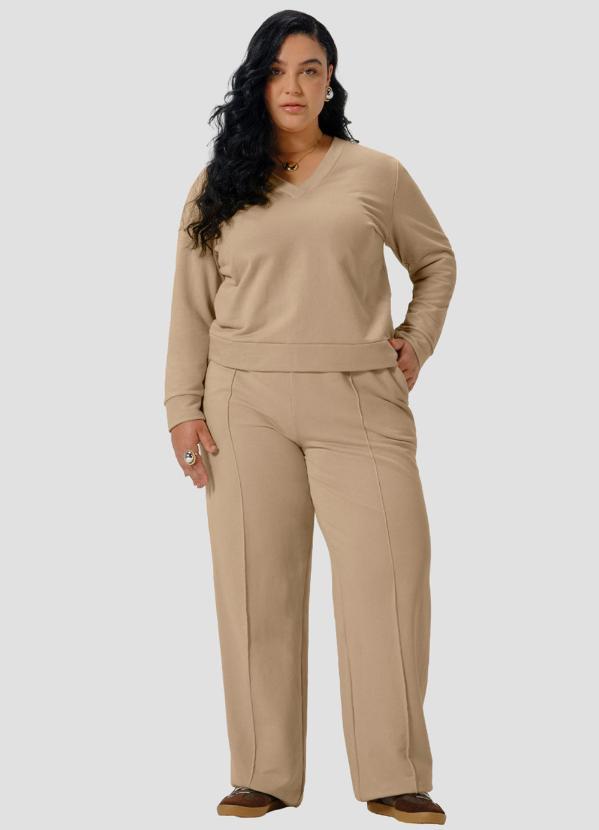 Calca Feminina Plus Size em Moletinho com Bolso Bege - CEREJA ROSA